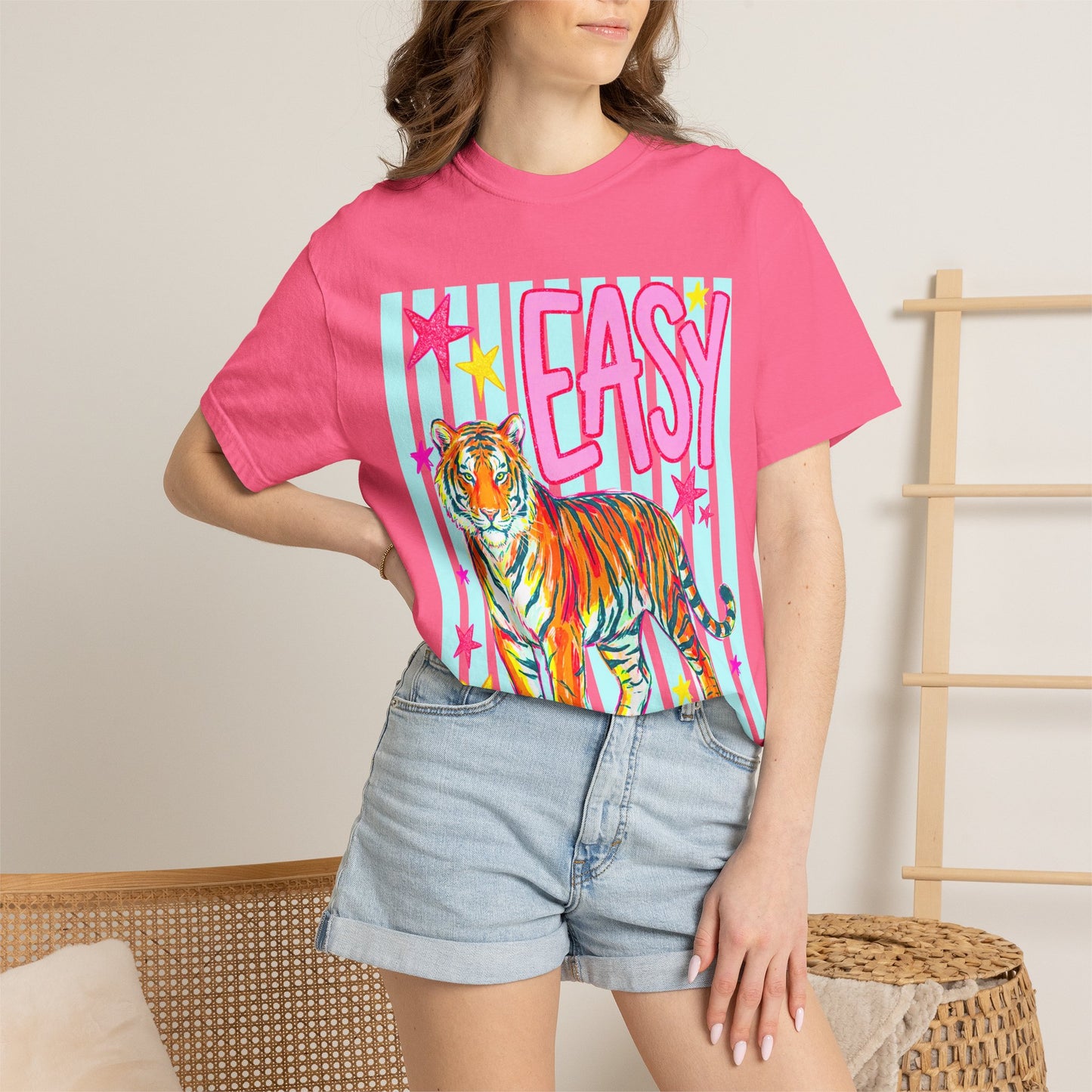Easy Tiger T‑Shirt — Colorful Retro Tiger Graphic Tee