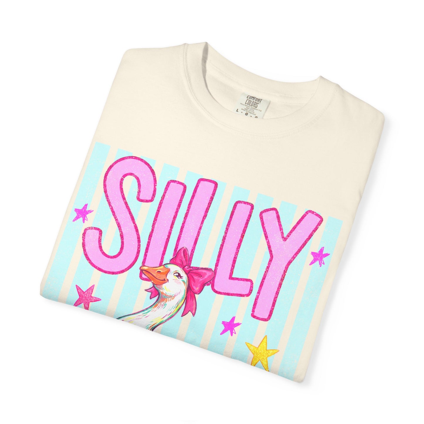 Silly Goose T-Shirt – Cute Retro Duck in Rain Boots Graphic Tee