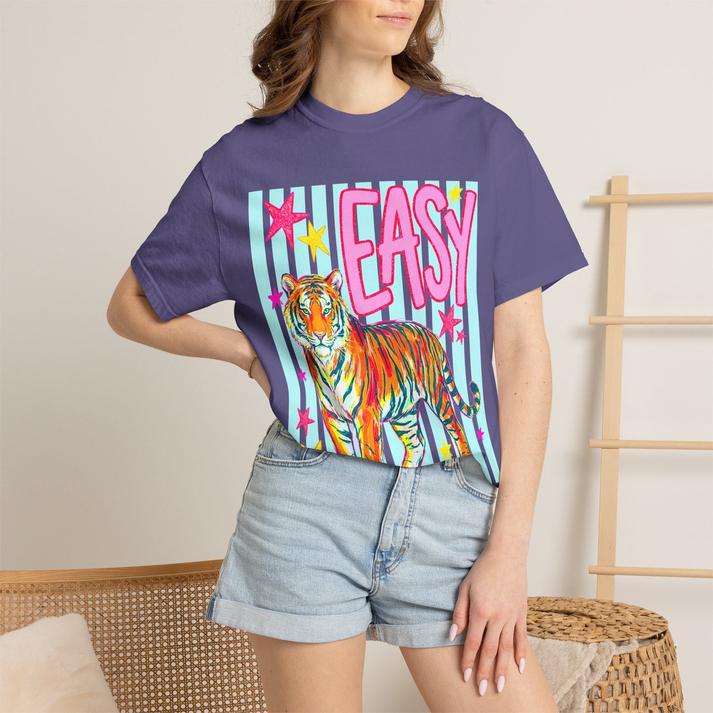 Easy Tiger T‑Shirt — Colorful Retro Tiger Graphic Tee
