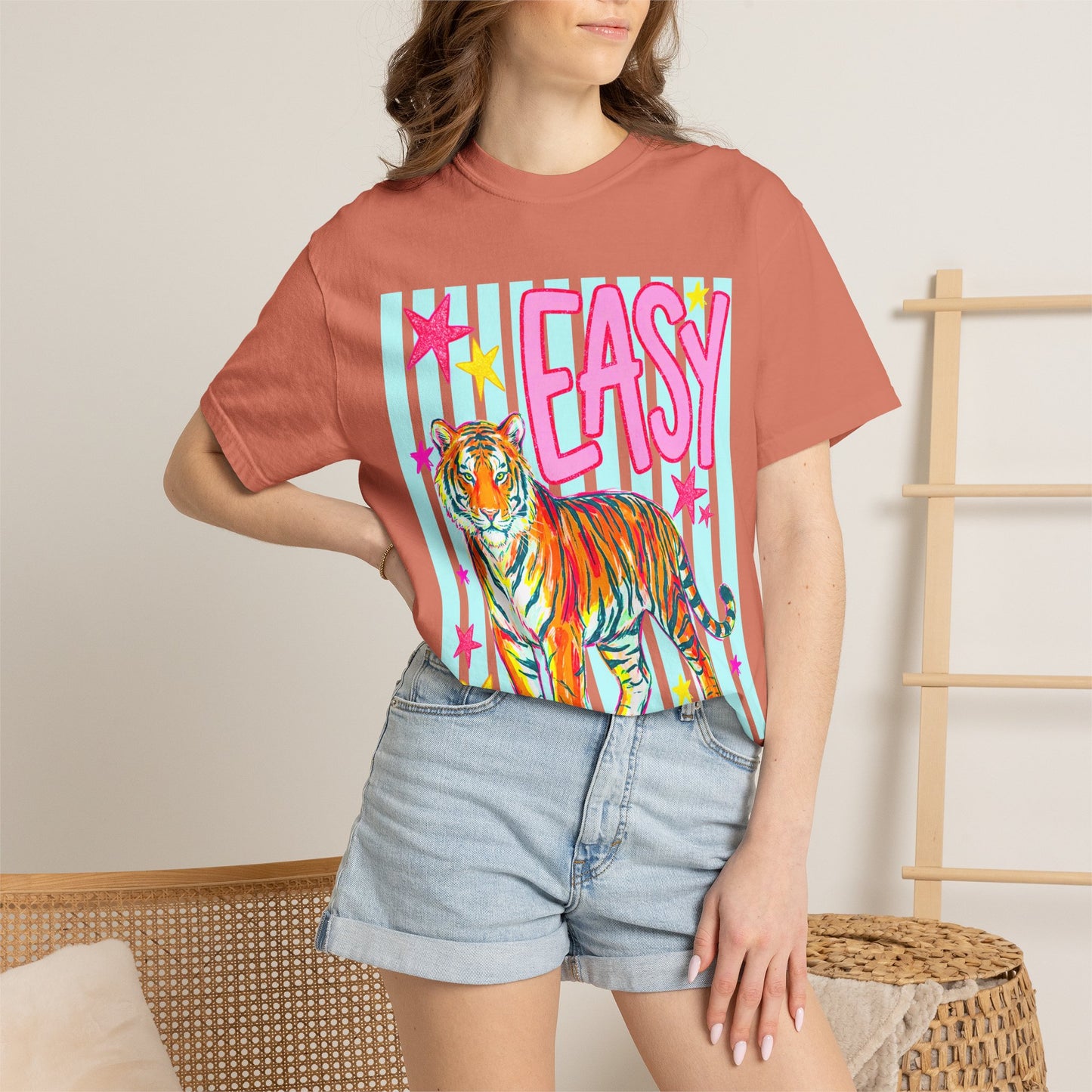 Easy Tiger T‑Shirt — Colorful Retro Tiger Graphic Tee
