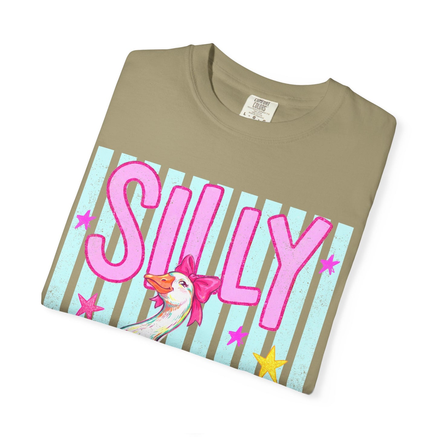 Silly Goose T-Shirt – Cute Retro Duck in Rain Boots Graphic Tee