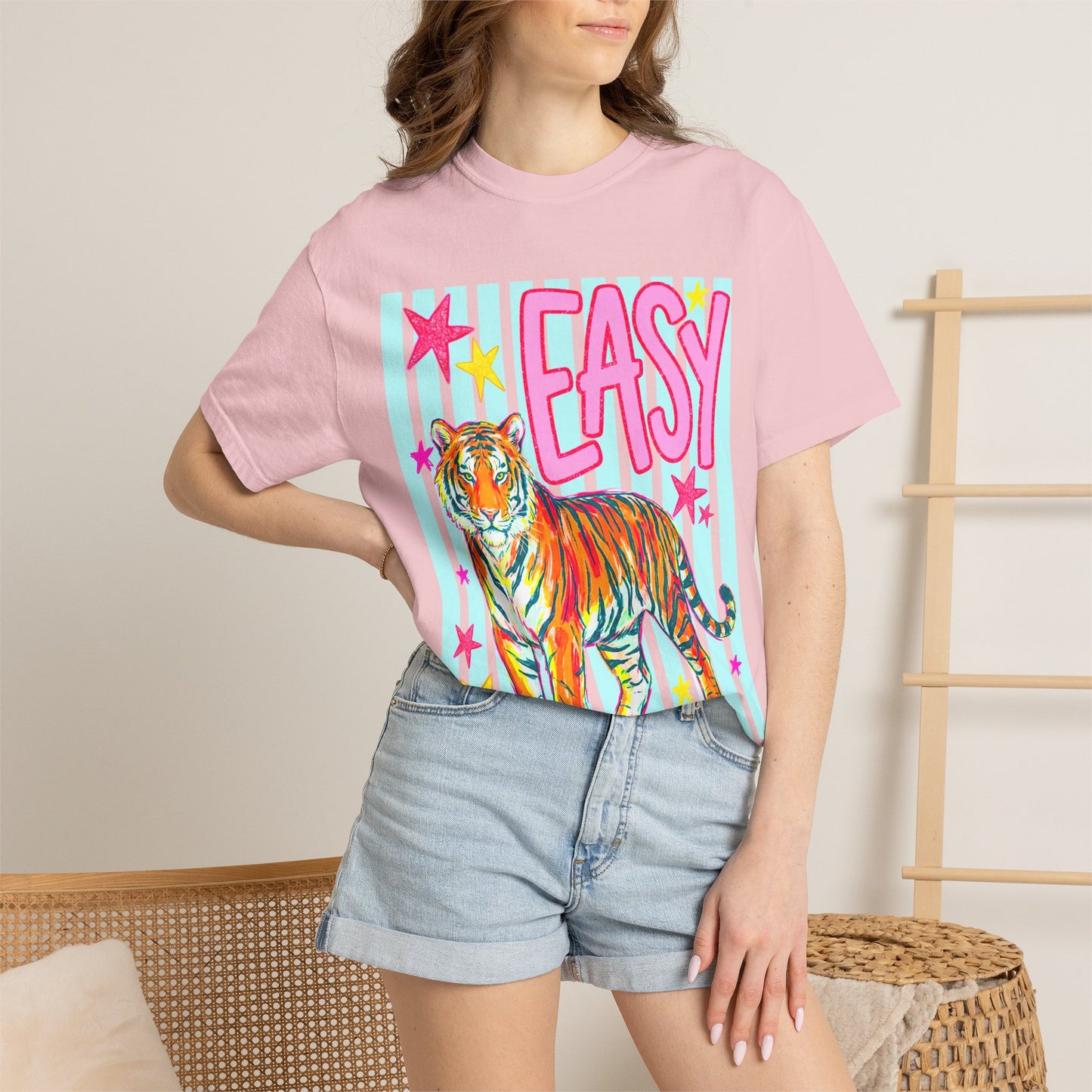 Easy Tiger T‑Shirt — Colorful Retro Tiger Graphic Tee