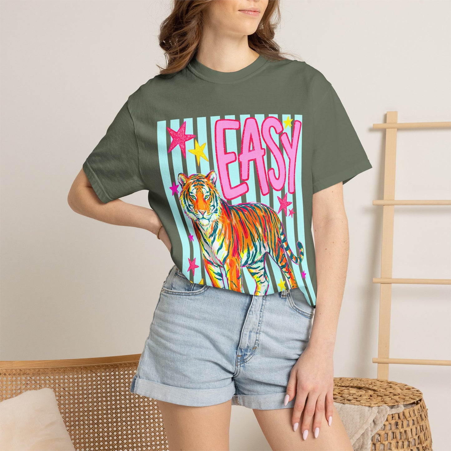 Easy Tiger T‑Shirt — Colorful Retro Tiger Graphic Tee