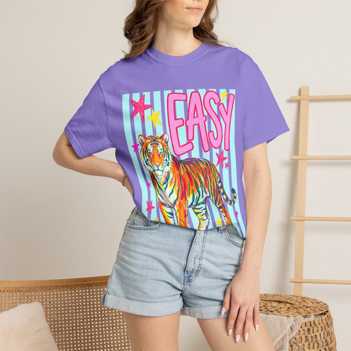 Easy Tiger T‑Shirt — Colorful Retro Tiger Graphic Tee